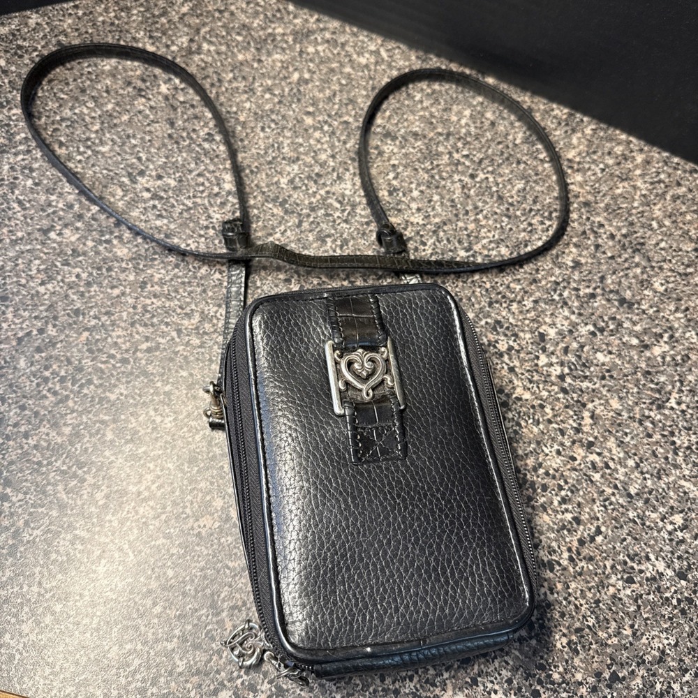 Brighton Women's Black Leather Crossbody Wallet Organizer Bag Heart Croc Accent - Picture 7 of 16